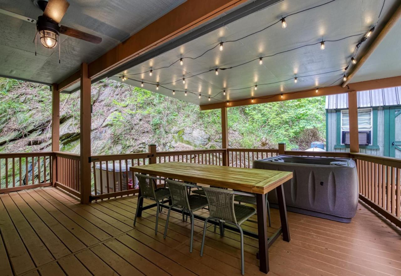 Villa Great Location - Hot Tub - Dog Friendly Sevierville Esterno foto